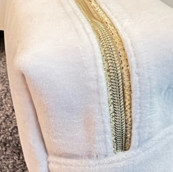 Dior White Velour Cosmetic Bag Makeup Pouch Travel Case CD Logo Gold Zip - Picture 2 of 7